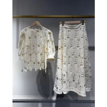 The Daisy Lace Blouse - Ecru - Black