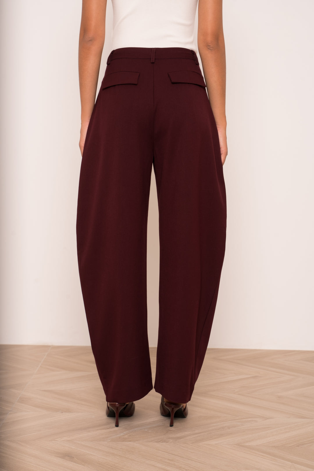 The Carmen Tailored Barrel Leg Trousers in Navy Blue - Plum