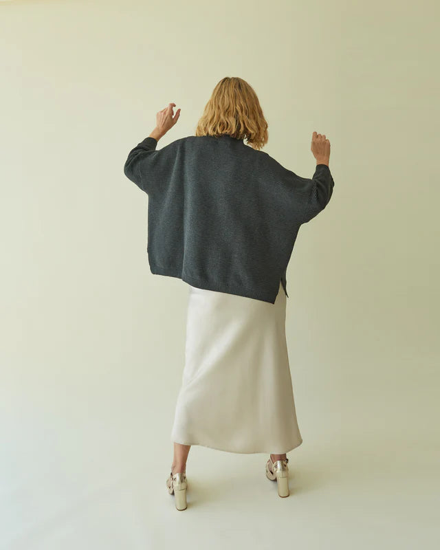 Chalk Viki Jumper | charcoal