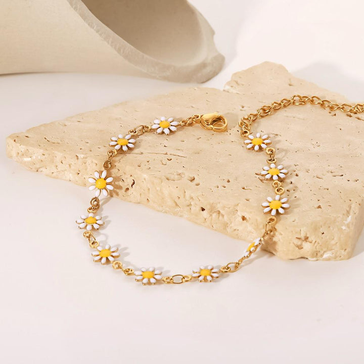 Daisy bracelet in white & gold