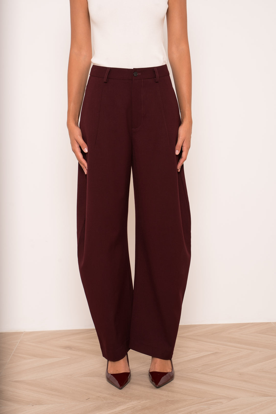 The Carmen Tailored Barrel Leg Trousers in Navy Blue - Plum