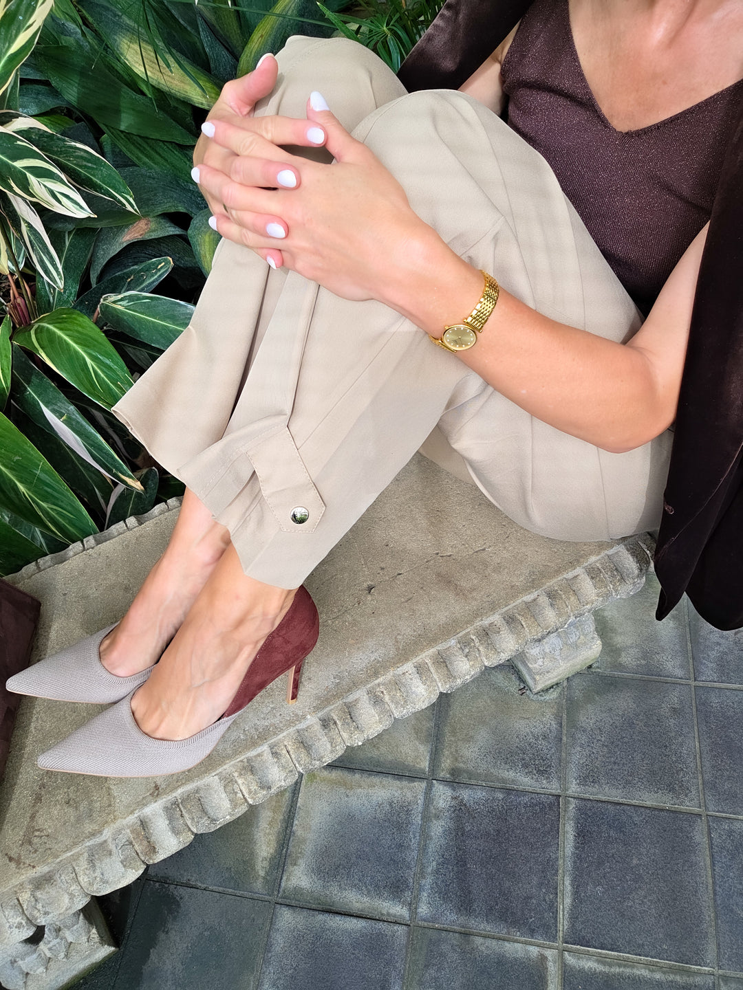 The Sasha Tailored Barrel Leg Trousers in Camel