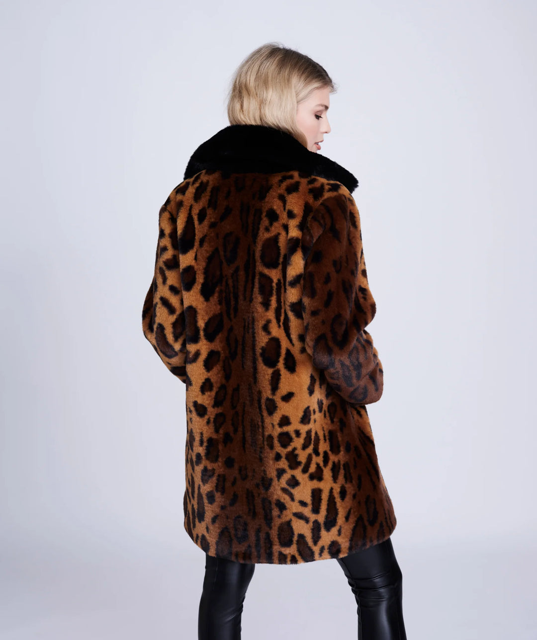 Pia Rossini |Gigi Leopard Print Faux Fur Coat with Notched Lapel