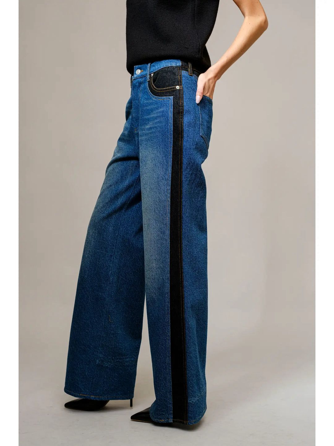 wide leg trousers