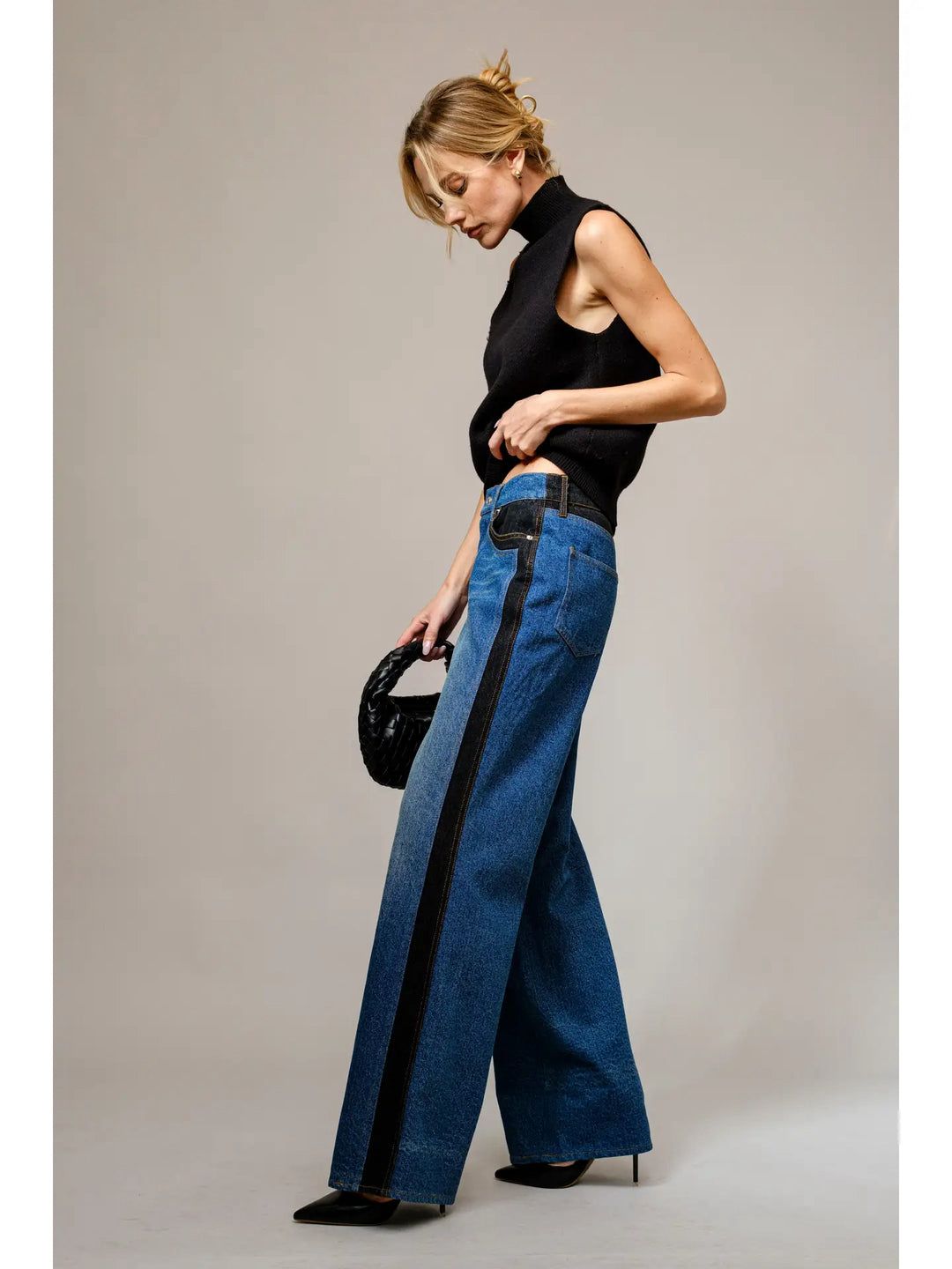 stylish wide leg blue jeans