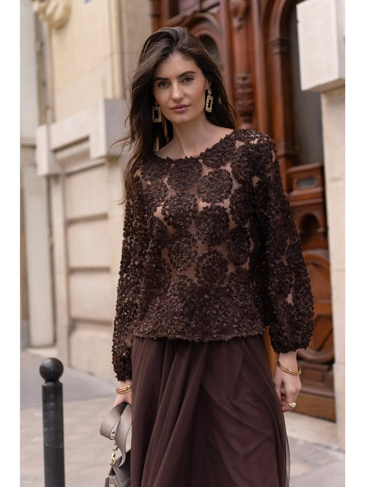 Textured rosette blouse | Brown