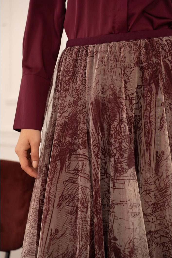 The paloma Tulle Skirt in Burgundy - Monica Luz