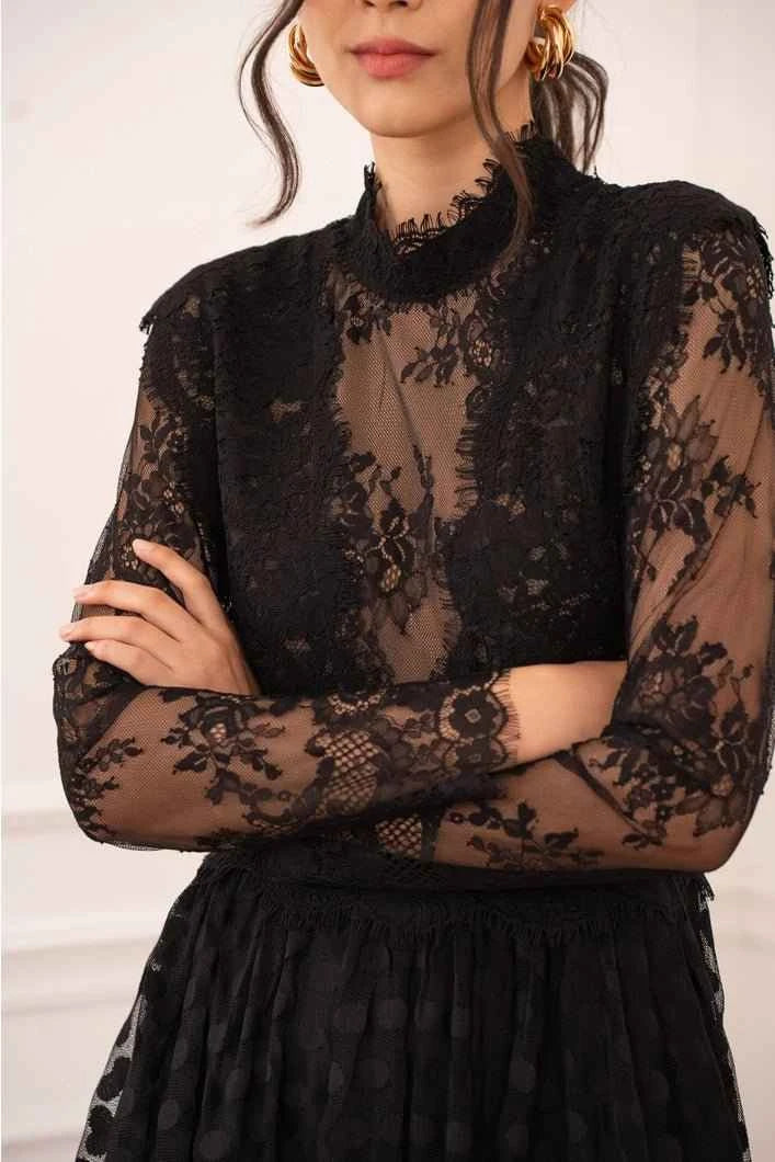 Trinny Sophisticated Lace Dress - Black