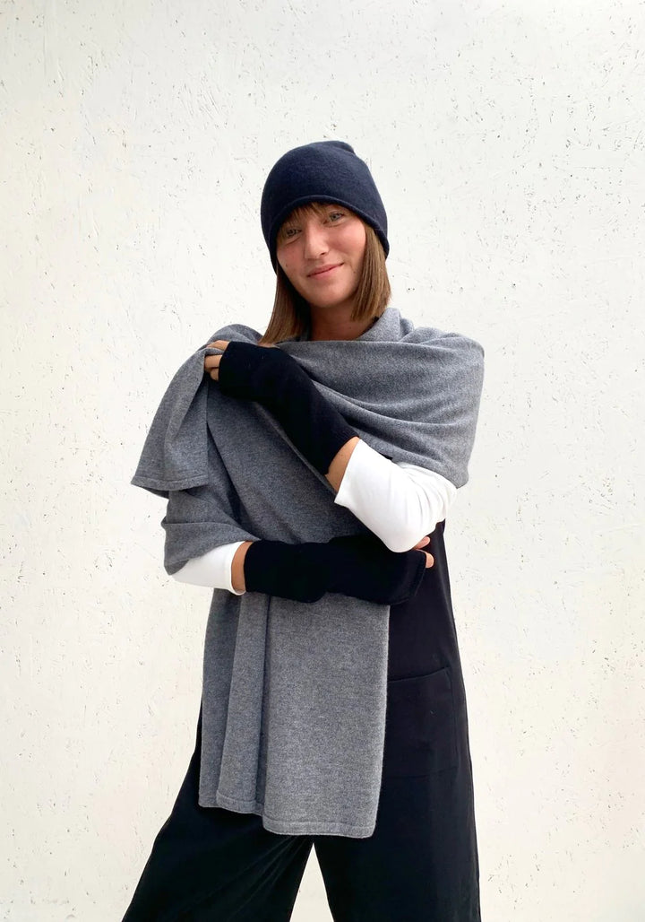 Chalk Suzy Scarf | Grey