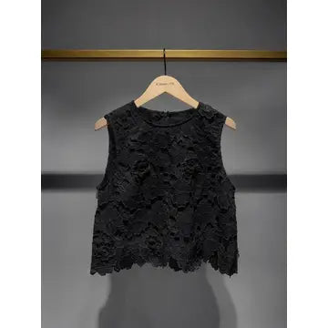 Miley 3D Embroidered Floral Top - Black
